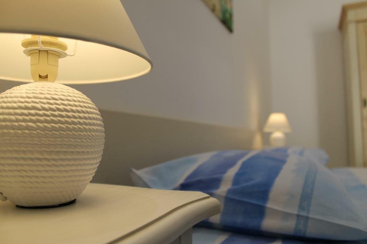 B&B Villa 16 Pini Lecce Bagian luar foto